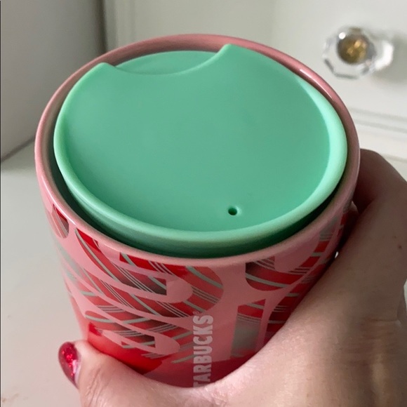 Starbucks candy cane holiday cup - Picture 2 of 4
